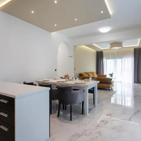 Apartment Capeta *